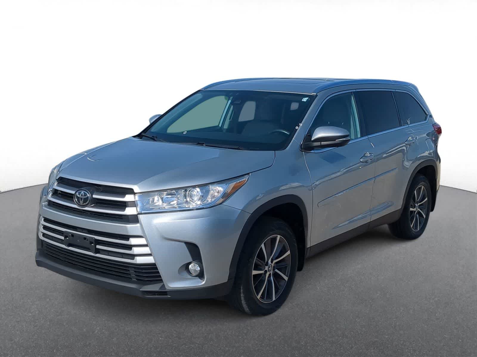 Thumbnail: 2019 Toyota Highlander - 4