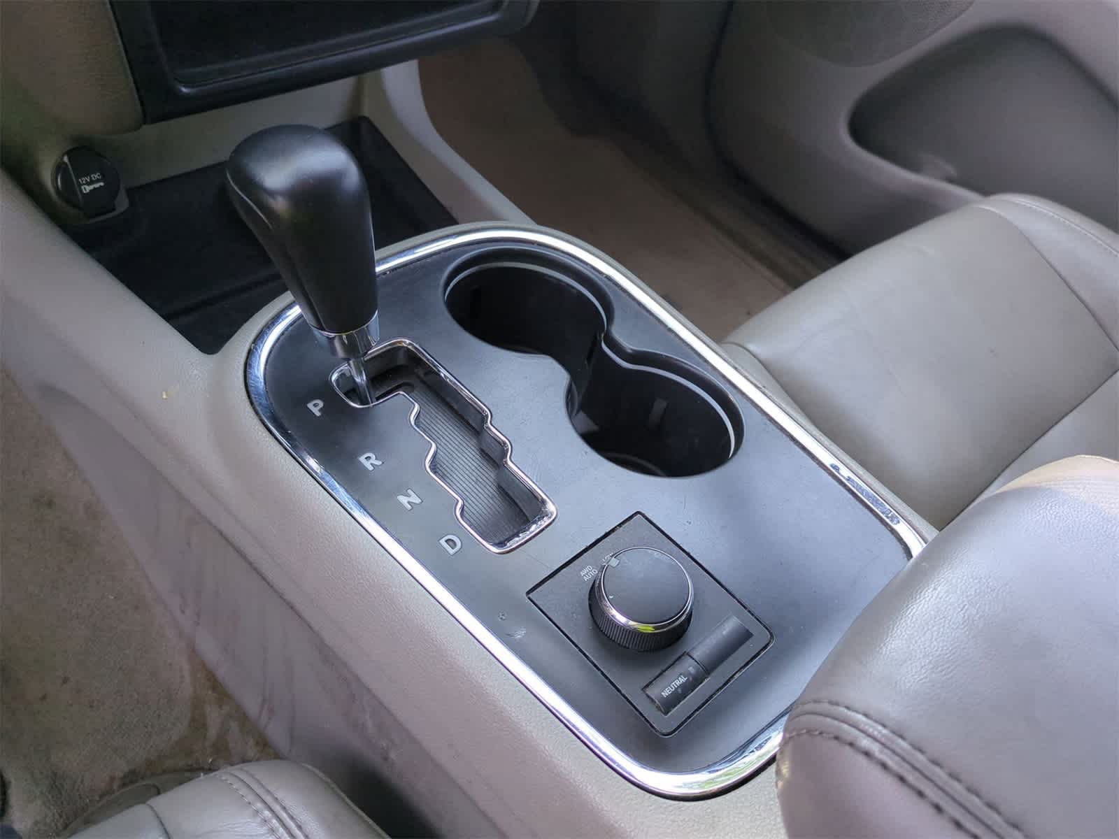 Thumbnail: 2011 Dodge Durango - 26