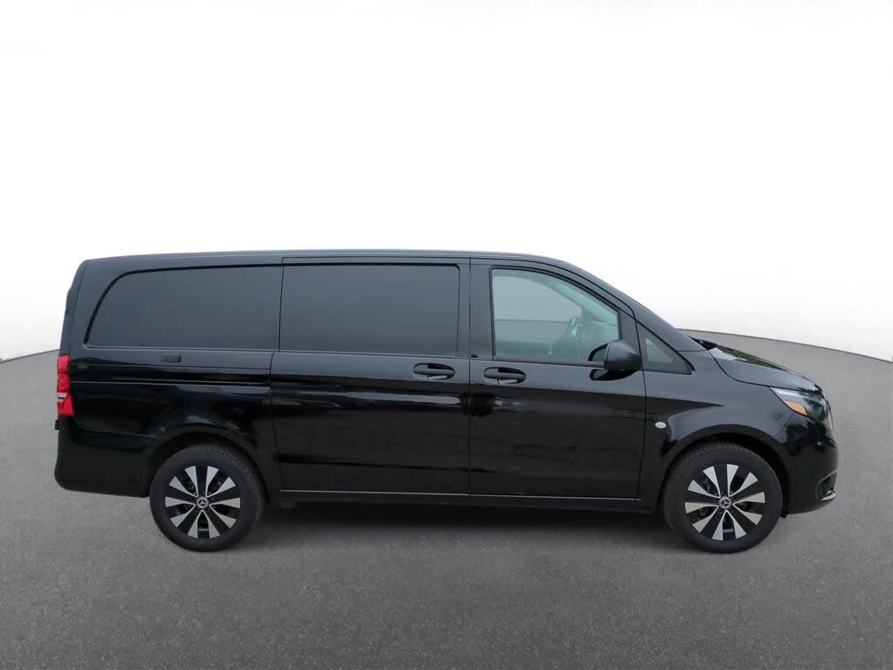 Thumbnail: 2023 Mercedes-Benz Metris - 9