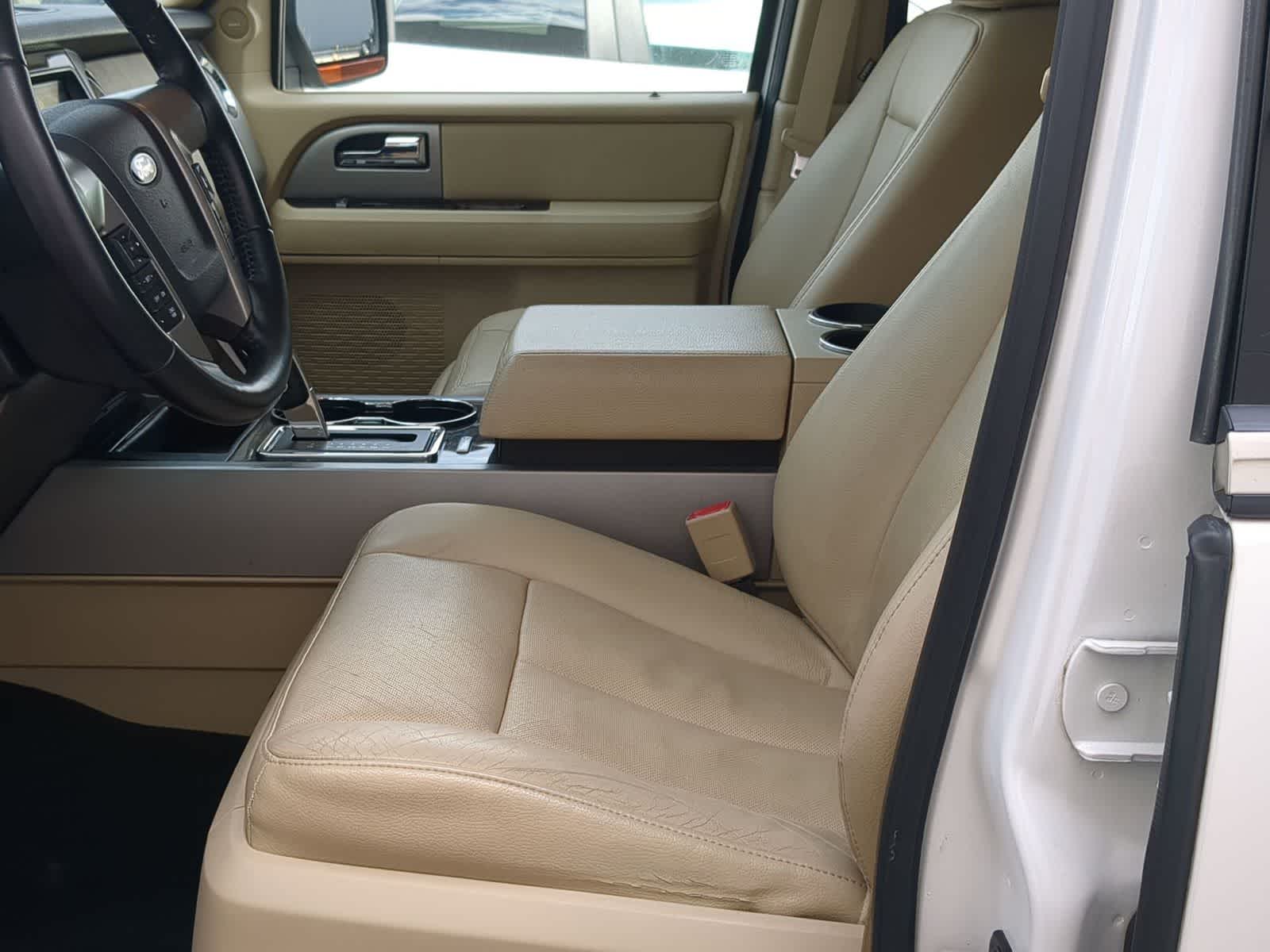 Thumbnail: 2016 Ford Expedition - 16