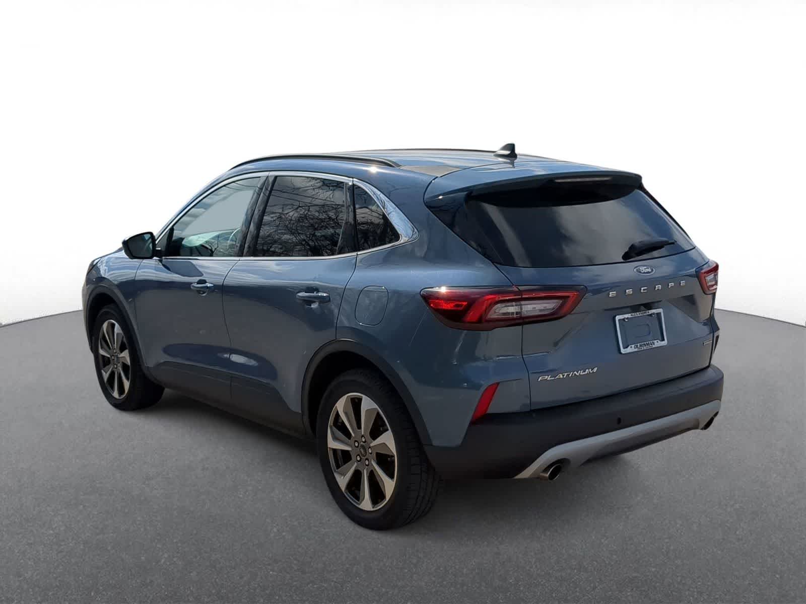 Thumbnail: 2023 Ford Escape - 6