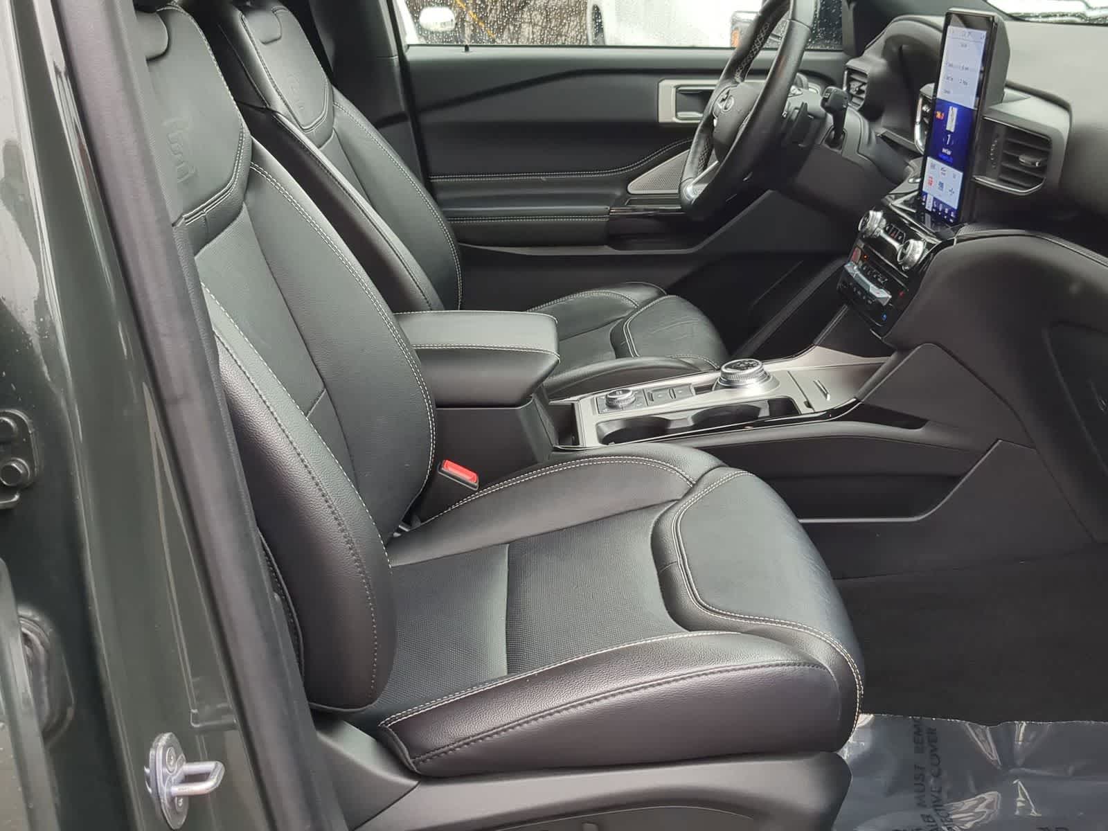 Thumbnail: 2022 Ford Explorer - 21