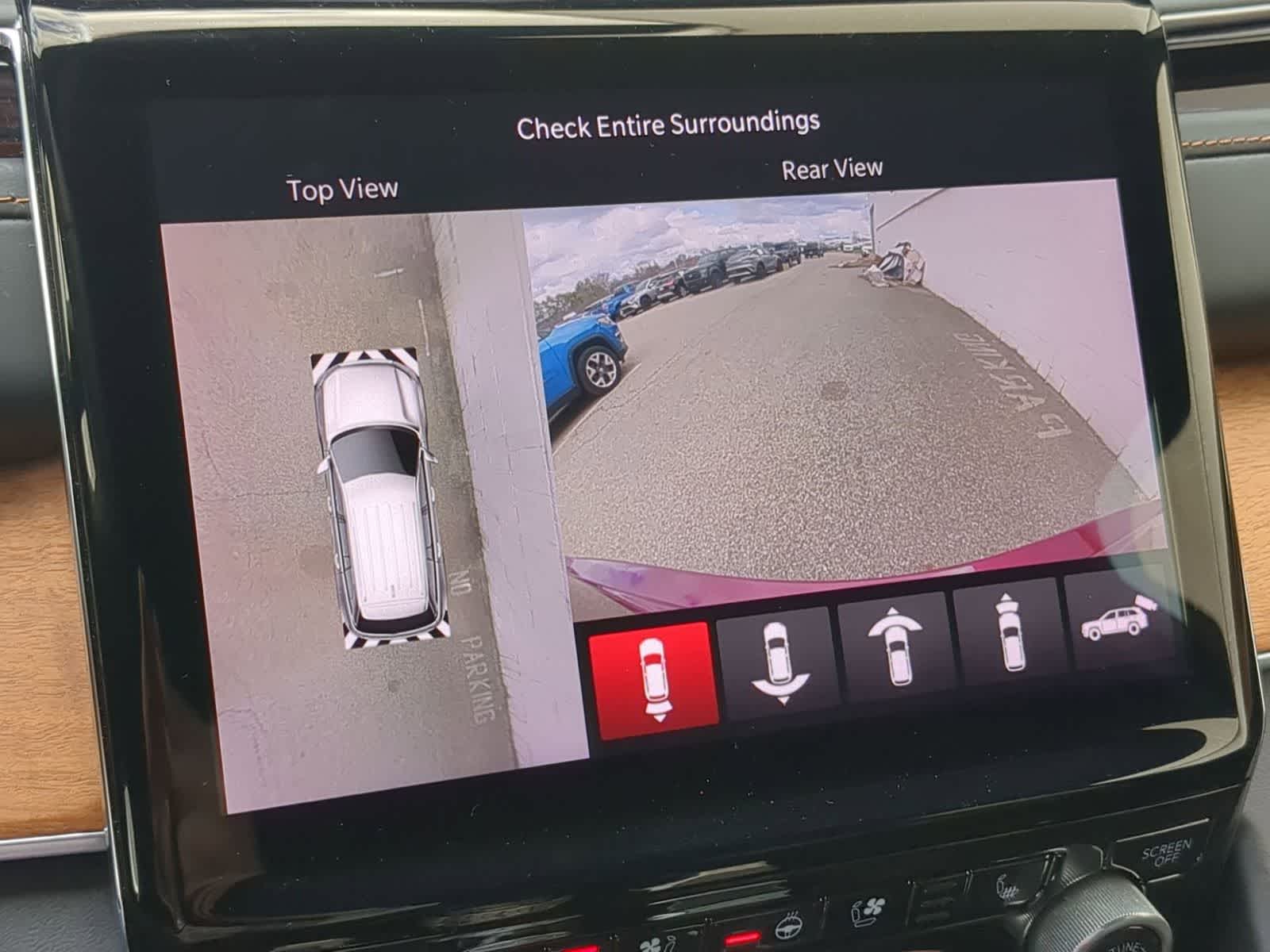 Thumbnail: 2022 Jeep Grand Cherokee - 29