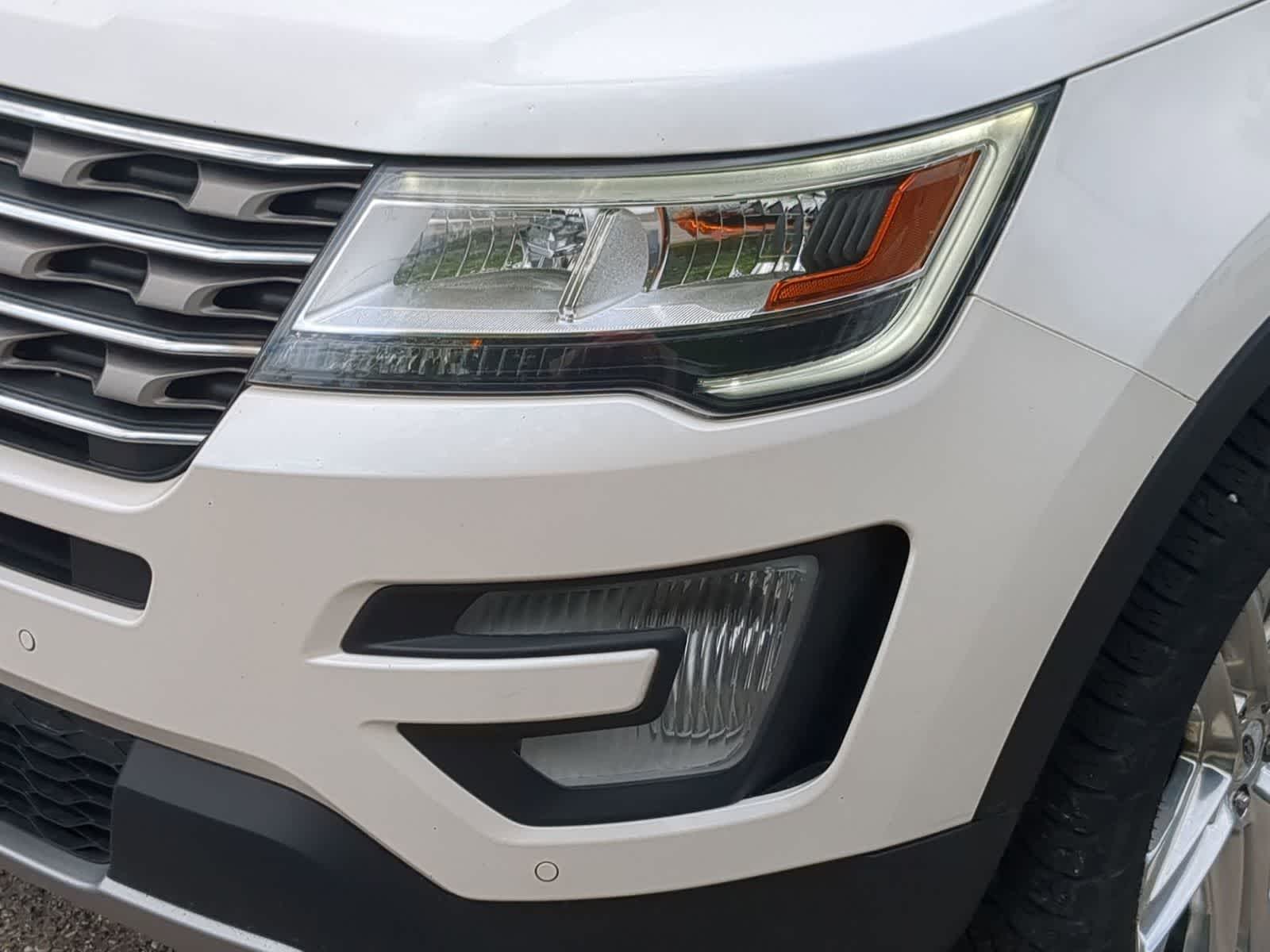 Thumbnail: 2017 Ford Explorer - 11