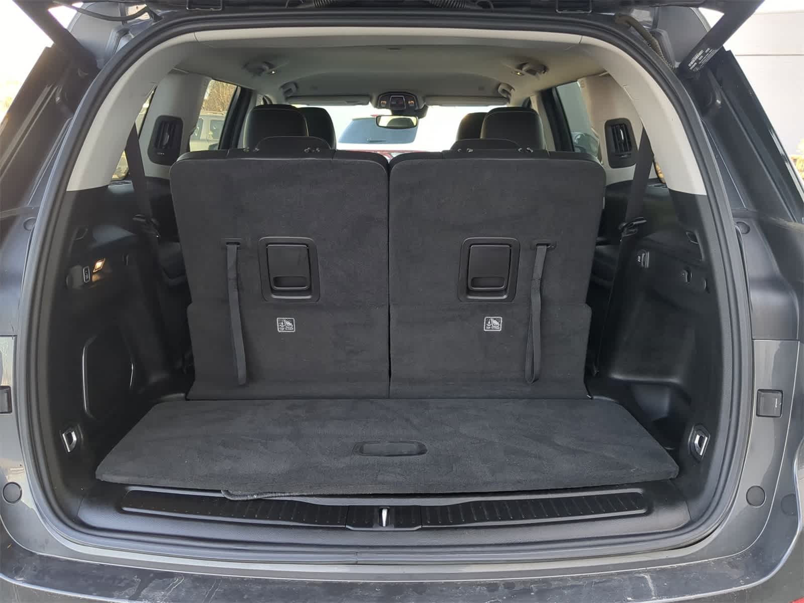 Thumbnail: 2022 Jeep Grand Cherokee L - 36