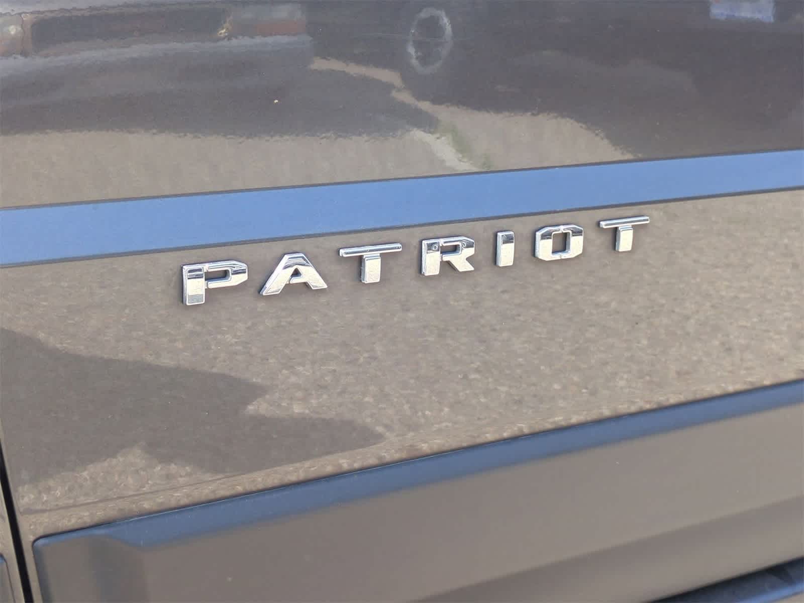 Thumbnail: 2014 Jeep Patriot - 12