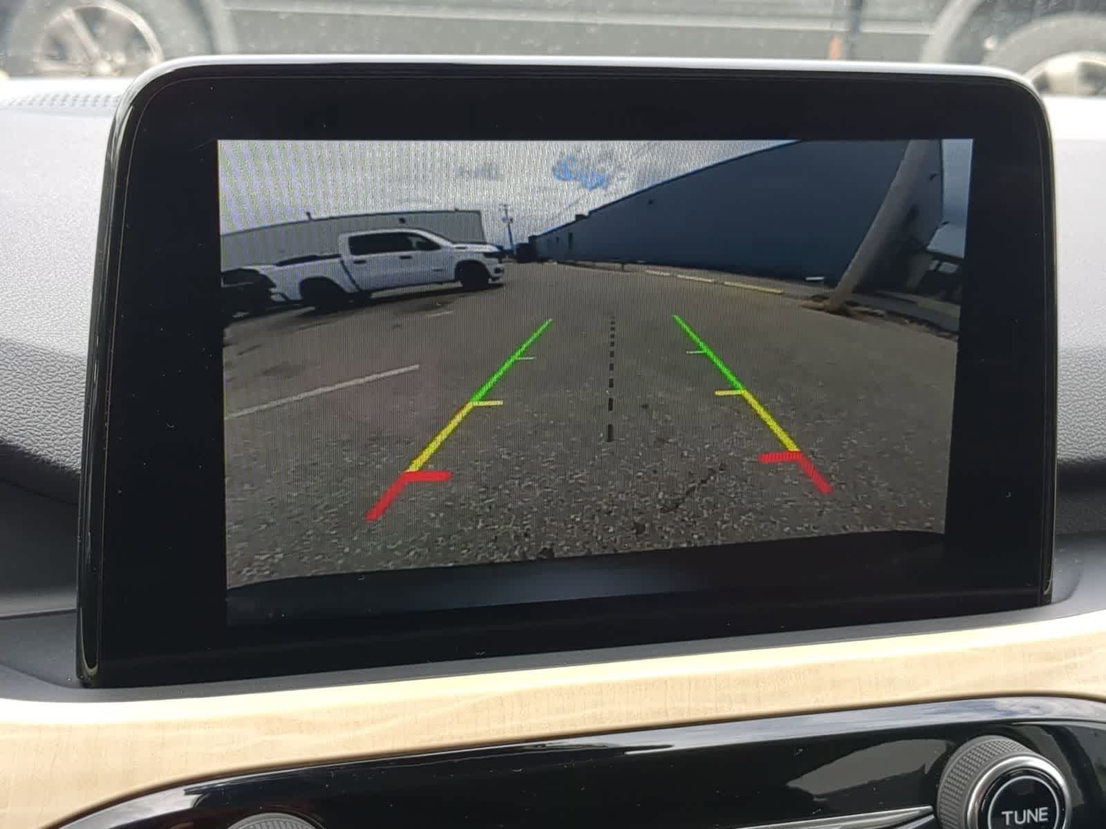 Thumbnail: 2022 Ford Escape - 29