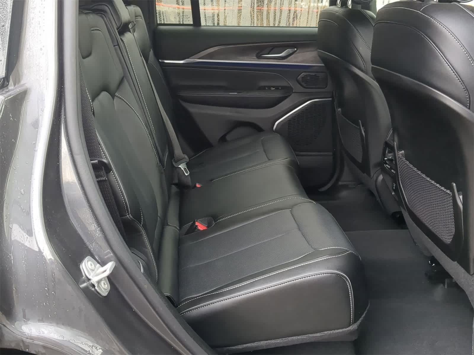 Thumbnail: 2023 Jeep Grand Cherokee - 27