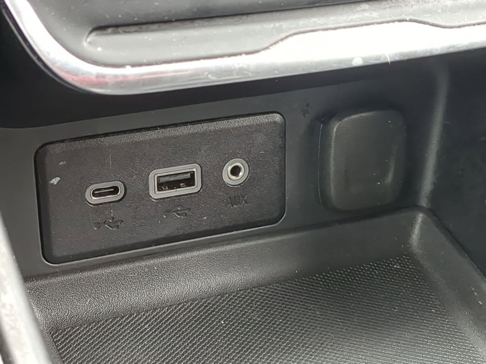 Thumbnail: 2020 GMC Terrain - 29