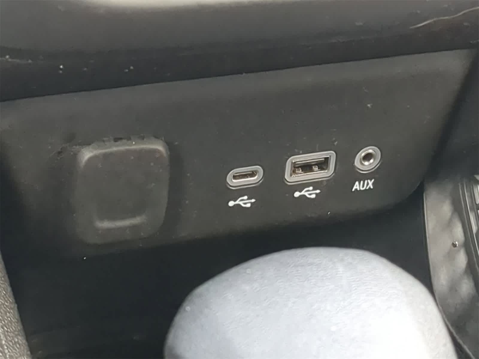 Thumbnail: 2021 Chevrolet TrailBlazer - 36