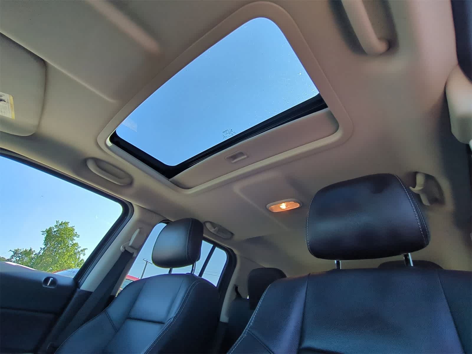 Thumbnail: 2015 Jeep Patriot - 17