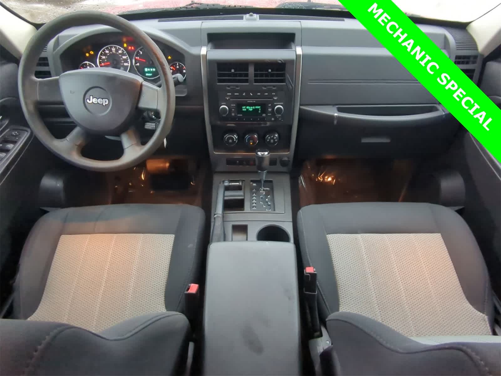 Thumbnail: 2010 Jeep Liberty - 22