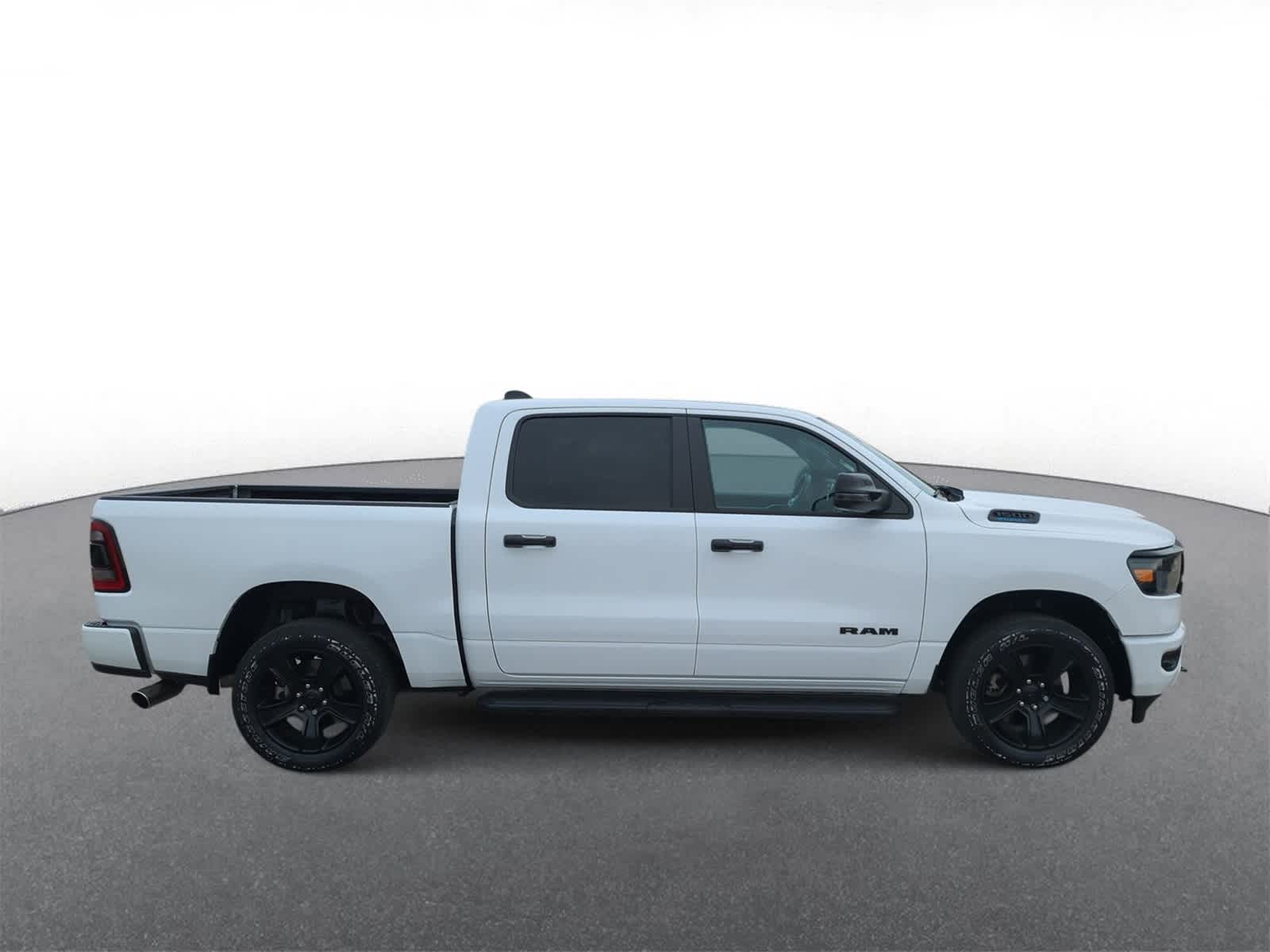 Thumbnail: 2023 RAM 1500 - 9