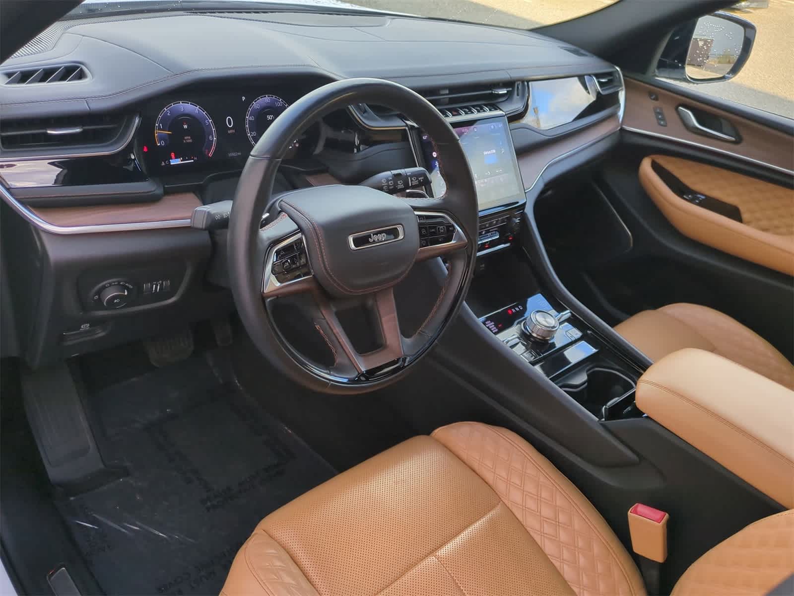 Thumbnail: 2022 Jeep Grand Cherokee L - 10