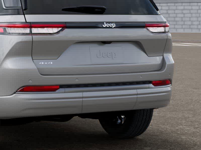 Thumbnail: 2026 Jeep Grand Cherokee - 13