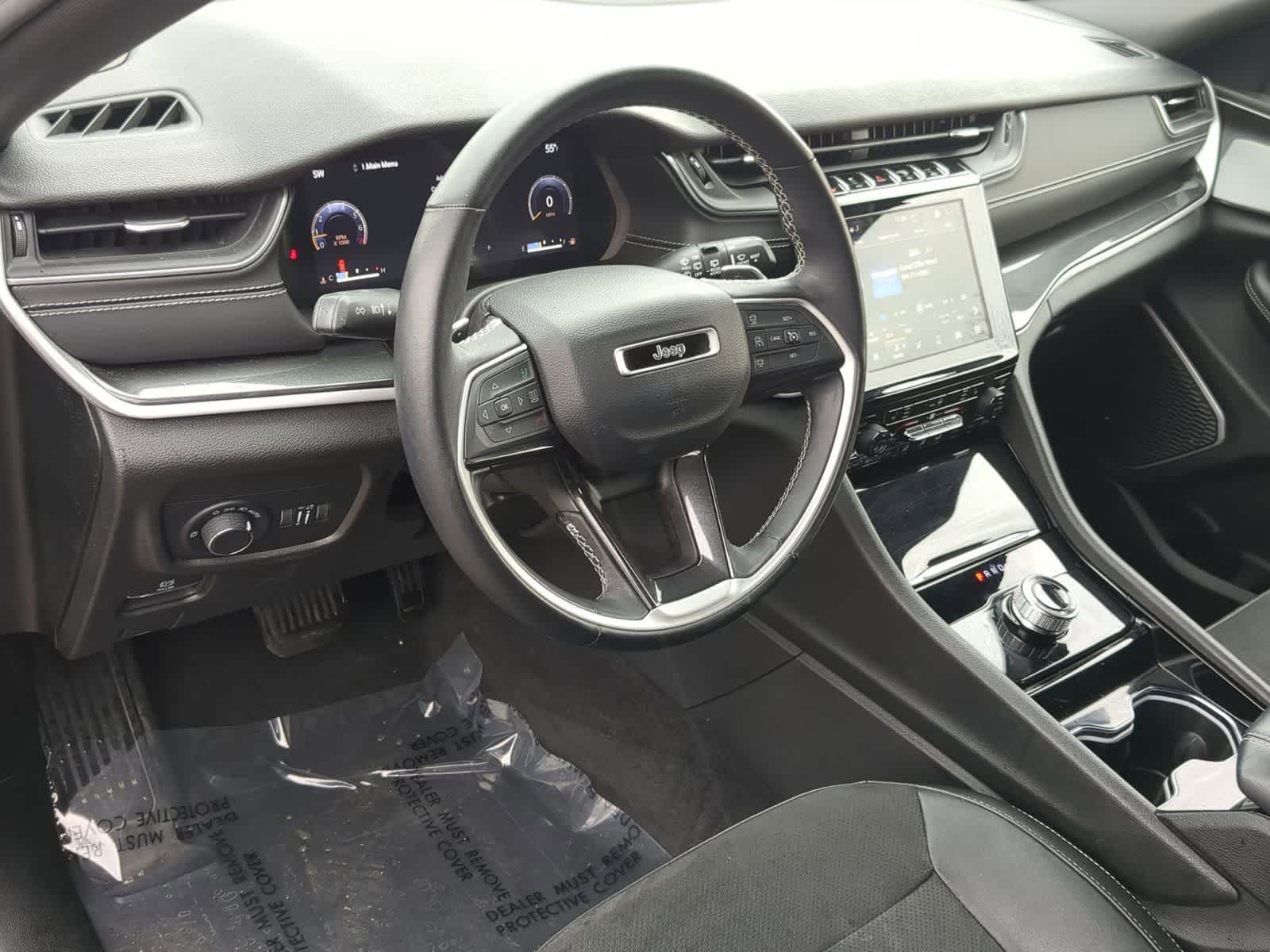 Thumbnail: 2022 Jeep Grand Cherokee - 10