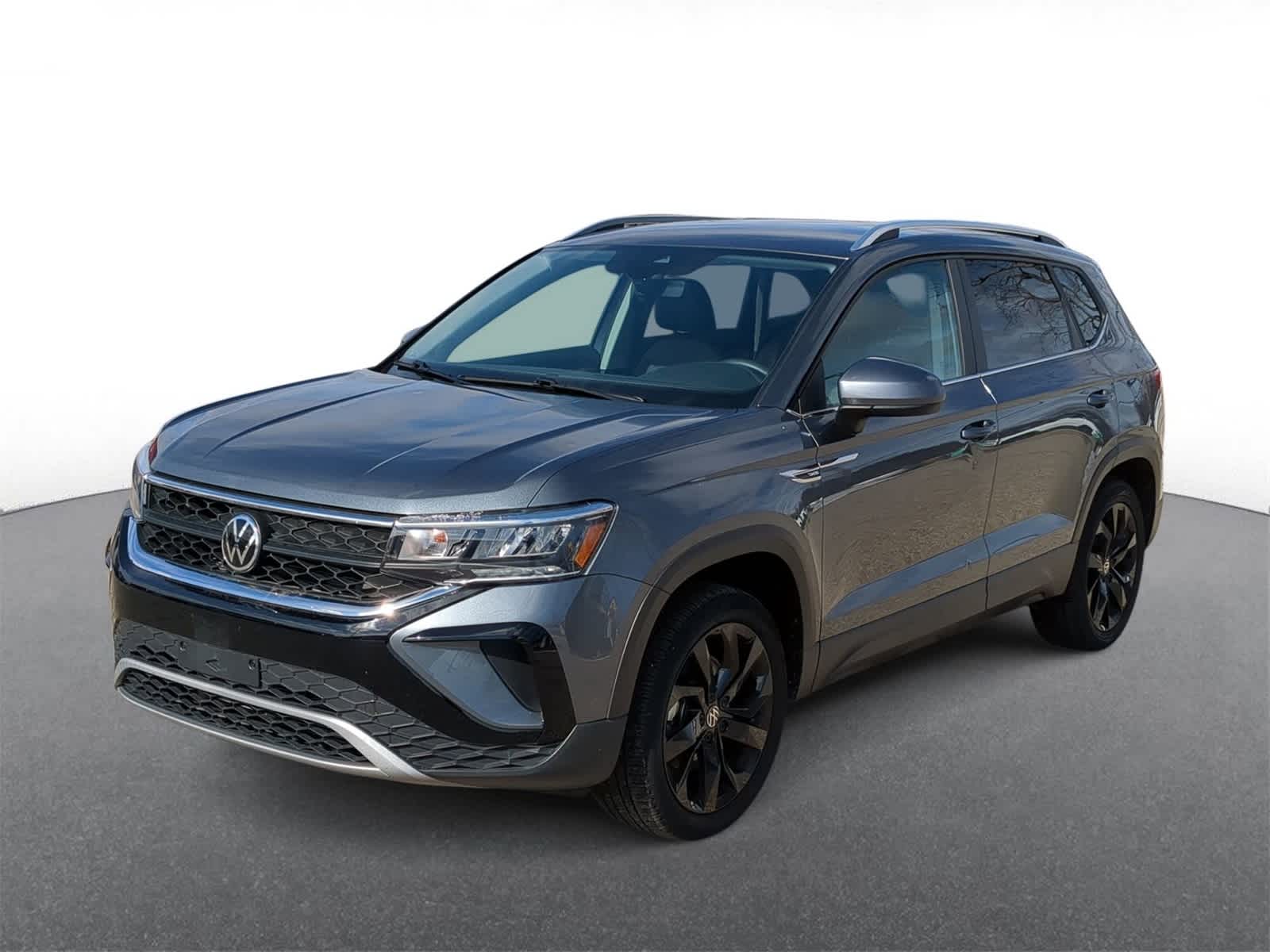 Thumbnail: 2022 Volkswagen Taos - 4