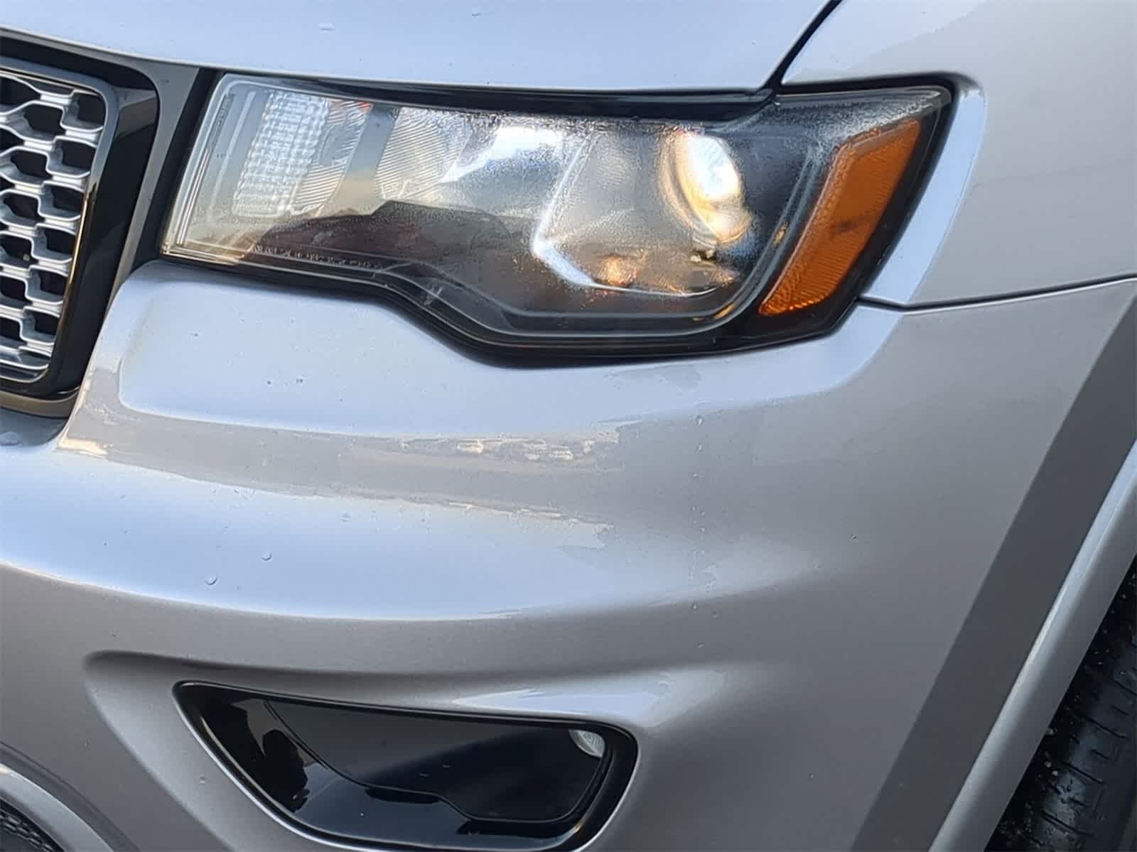 Thumbnail: 2020 Jeep Grand Cherokee - 11