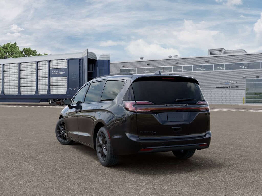 New 2026 Chrysler Pacifica Select Passenger Van