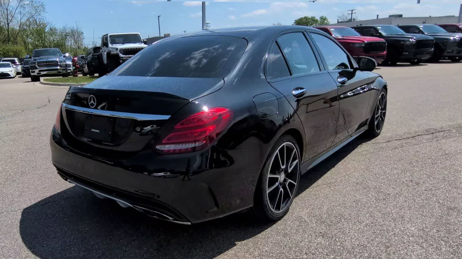 Thumbnail: 2016 Mercedes-Benz C-Class - 8