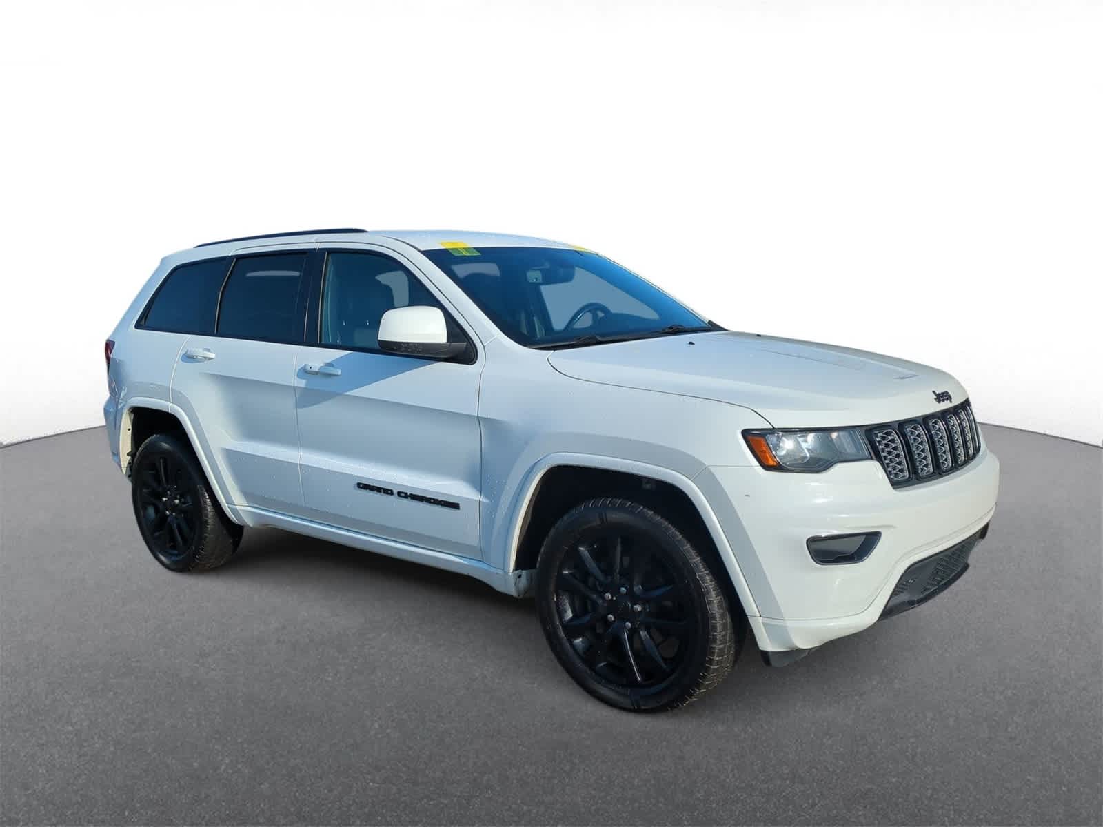 Thumbnail: 2020 Jeep Grand Cherokee - 2