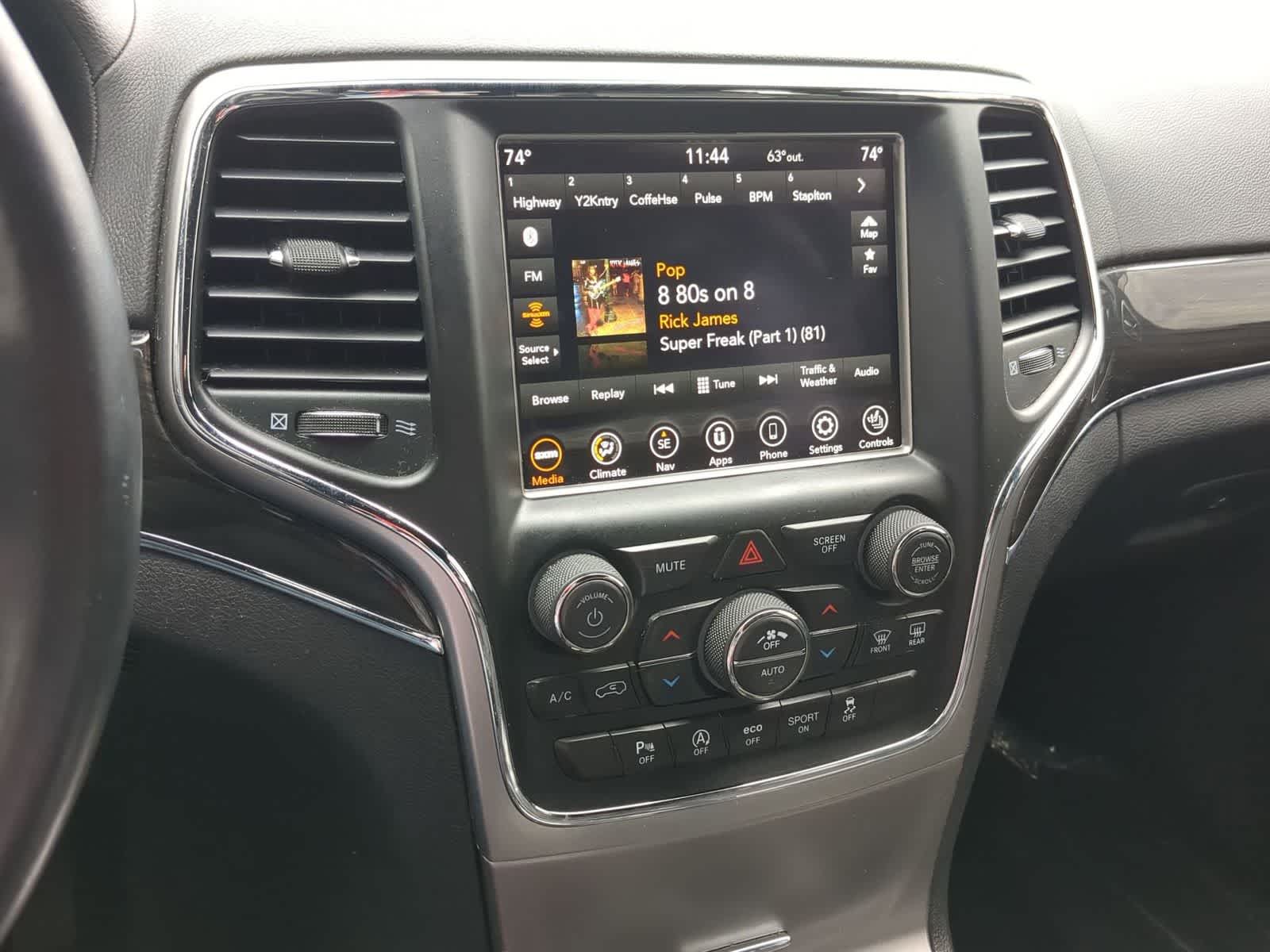 Thumbnail: 2018 Jeep Grand Cherokee - 26