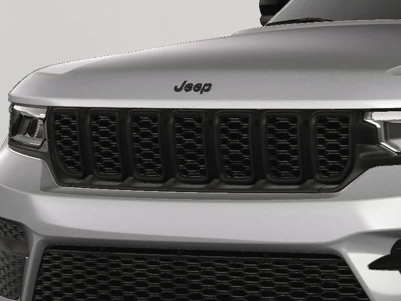2025 Jeep Grand Cherokee Laredo 10