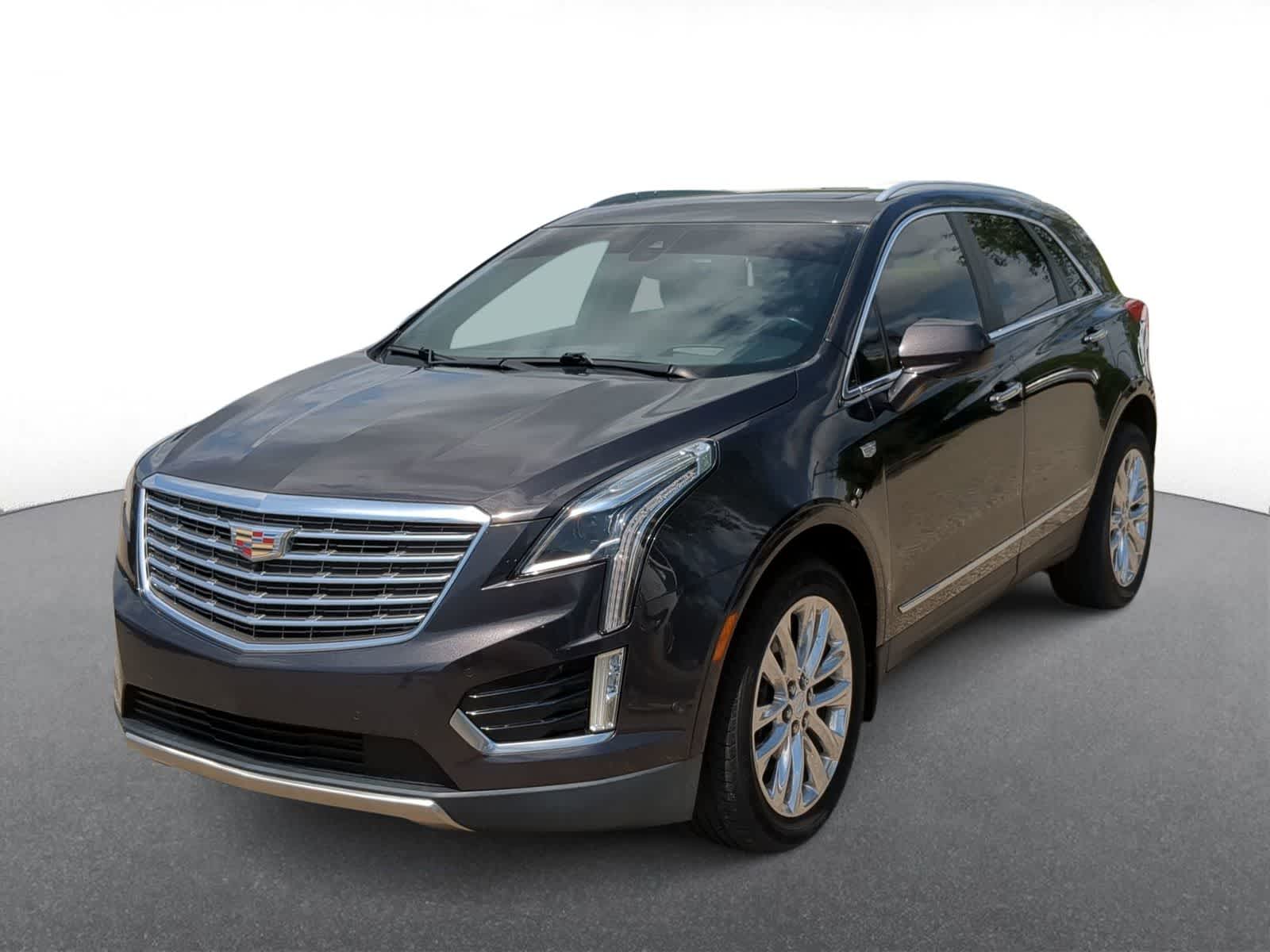 Thumbnail: 2017 Cadillac XT5 - 4