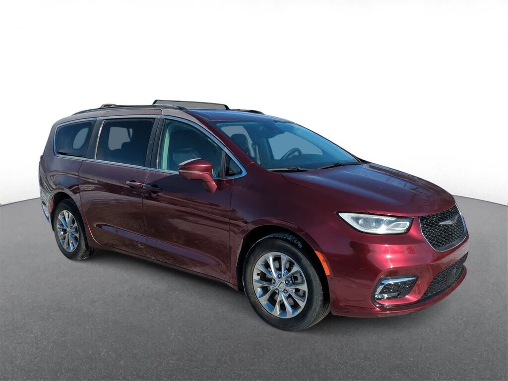 Certified 2022 Chrysler Pacifica Touring L Van
