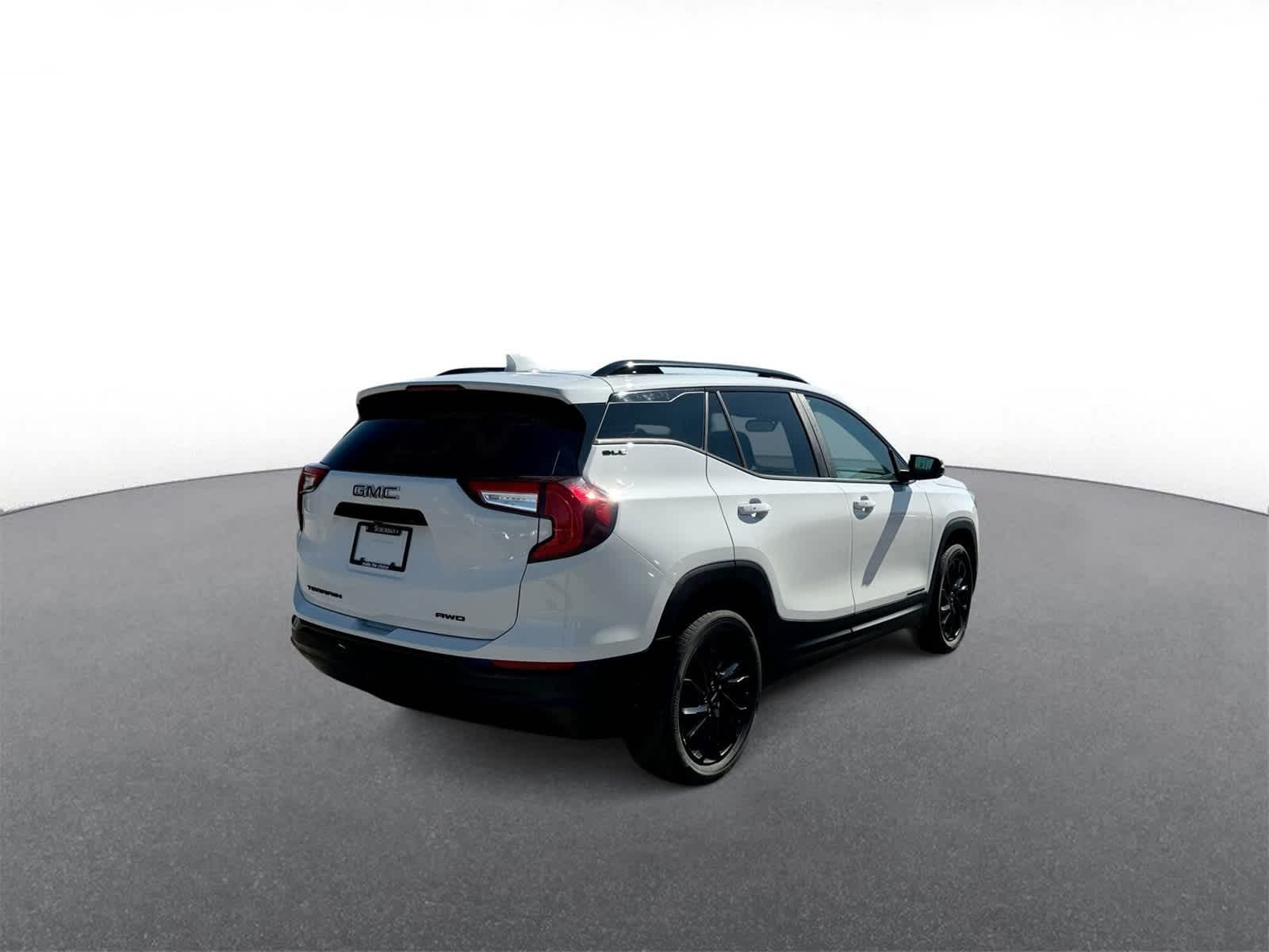 Thumbnail: 2024 GMC Terrain - 8