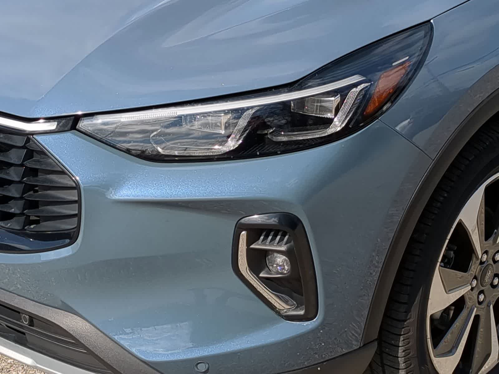 Thumbnail: 2023 Ford Escape - 11