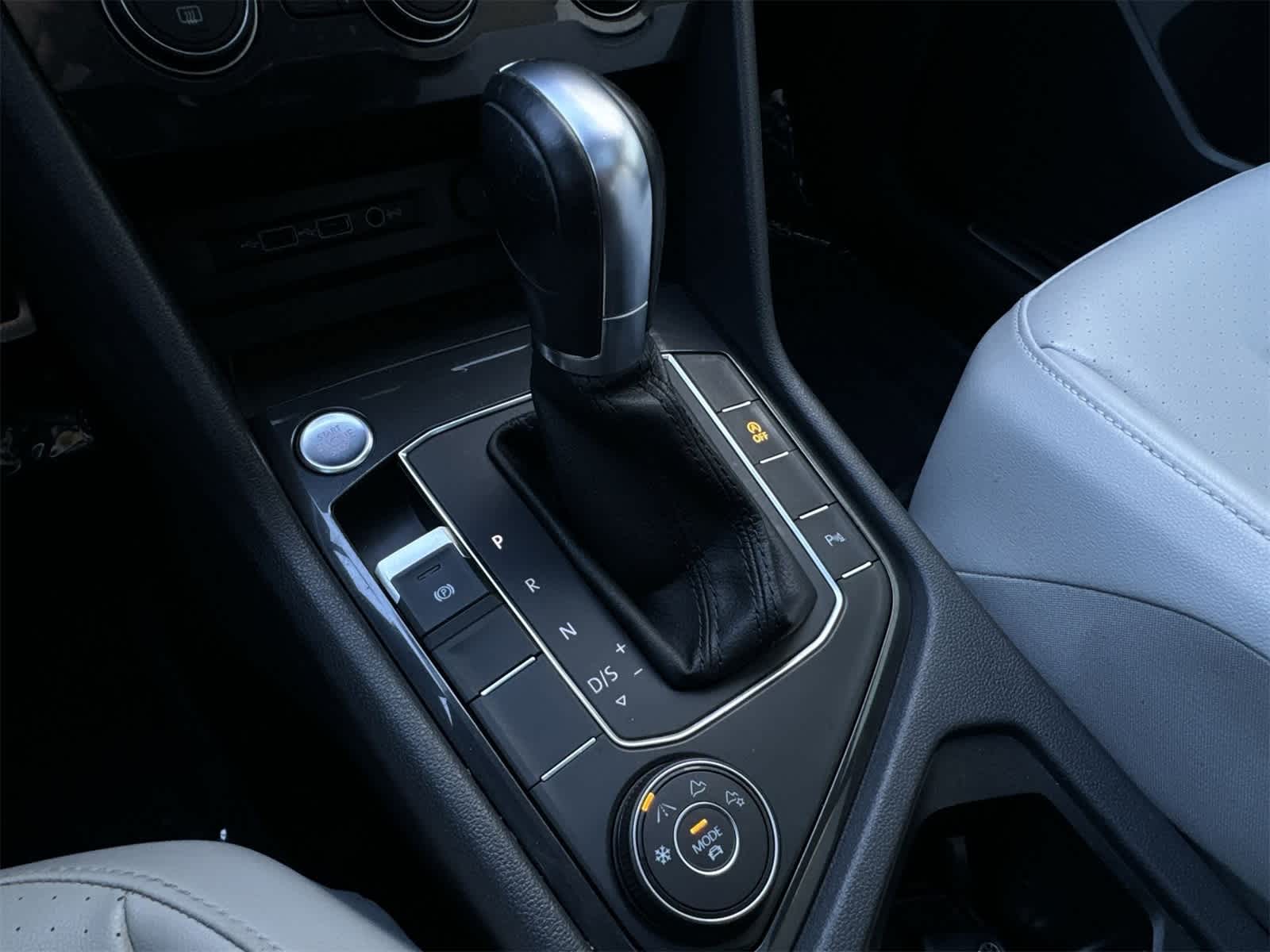 Thumbnail: 2019 Volkswagen Tiguan - 36