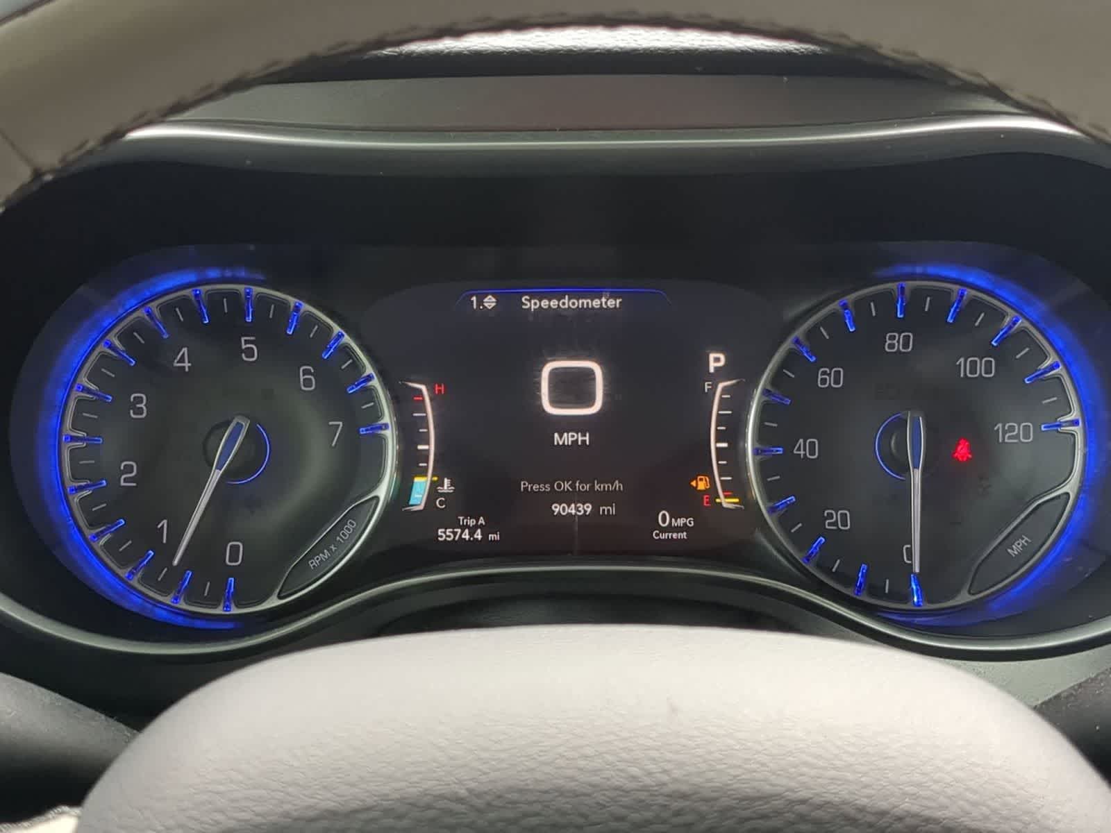 Thumbnail: 2018 Chrysler Pacifica - 30