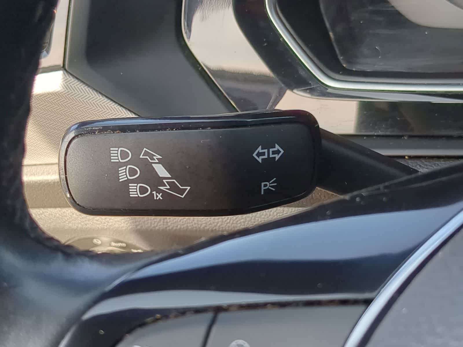 Thumbnail: 2021 Volkswagen Jetta - 33