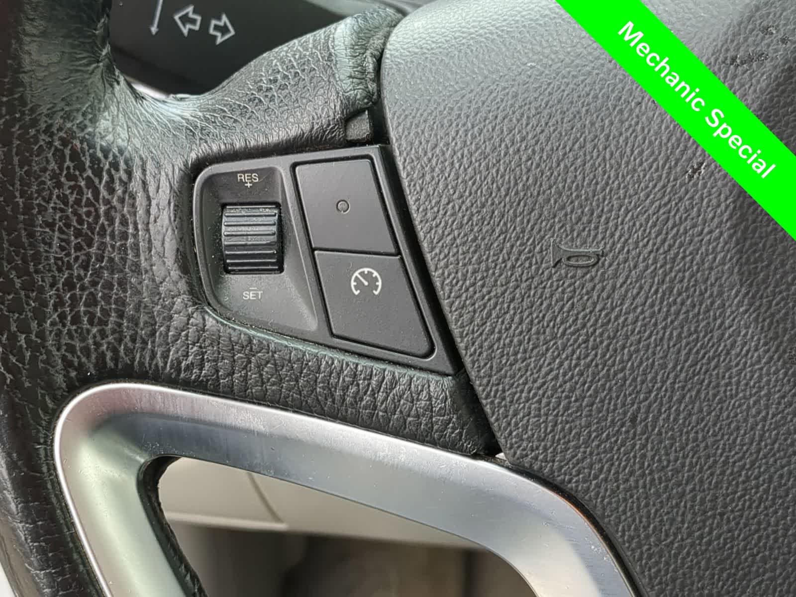 Thumbnail: 2008 Saturn VUE - 23