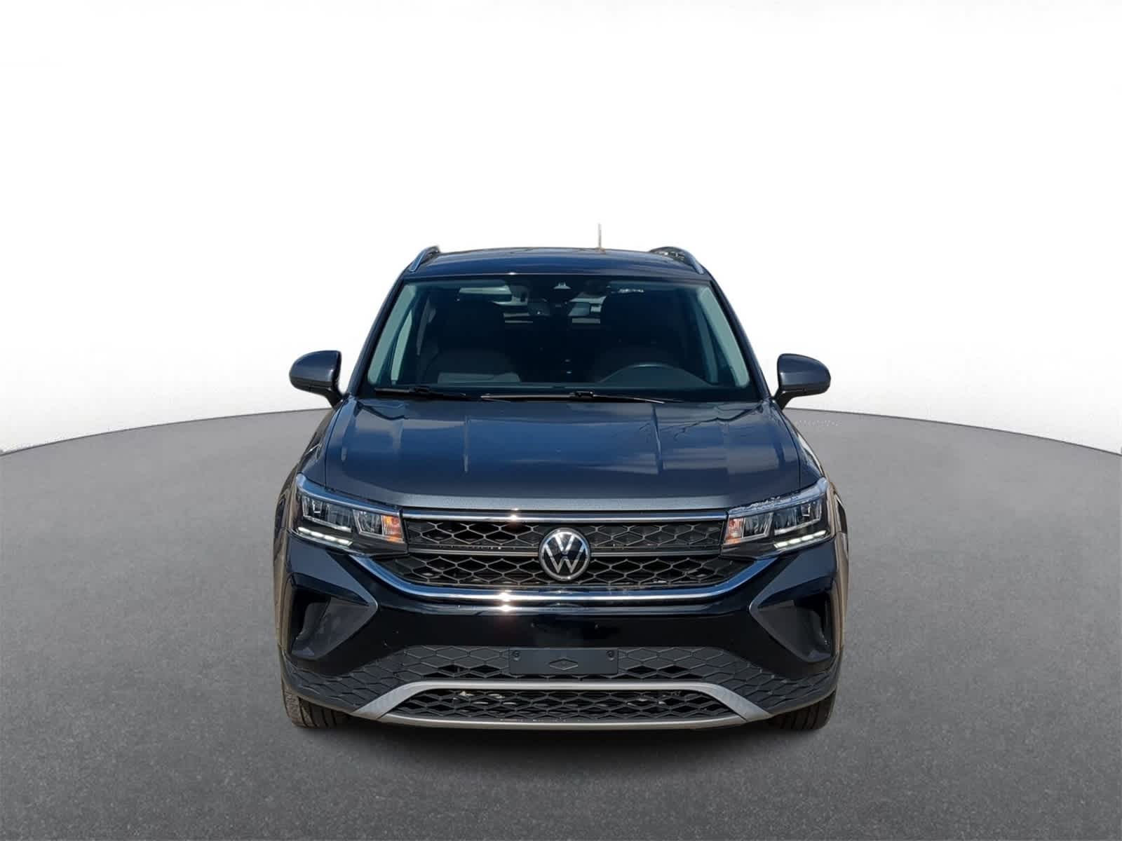 Thumbnail: 2022 Volkswagen Taos - 3