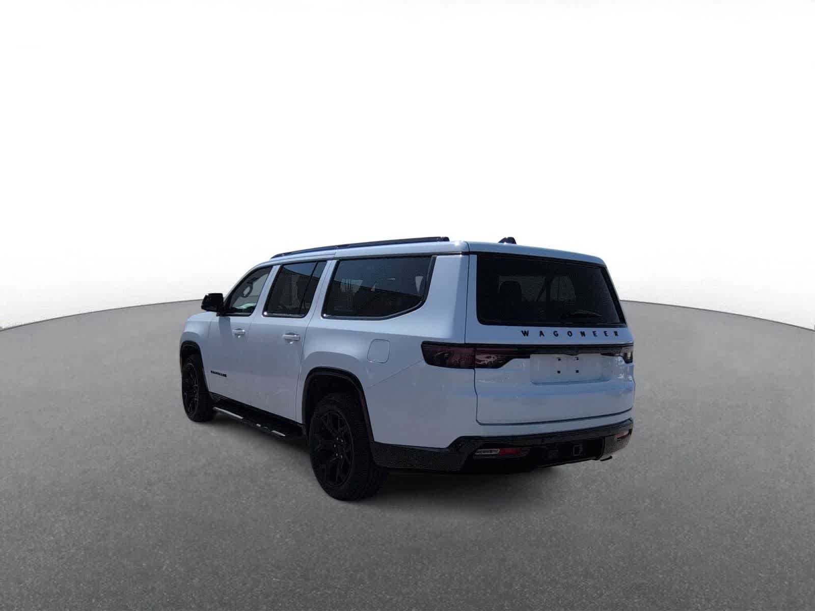 Thumbnail: 2024 Jeep Wagoneer - 6