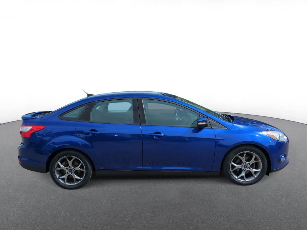 Thumbnail: 2014 Ford Focus - 9