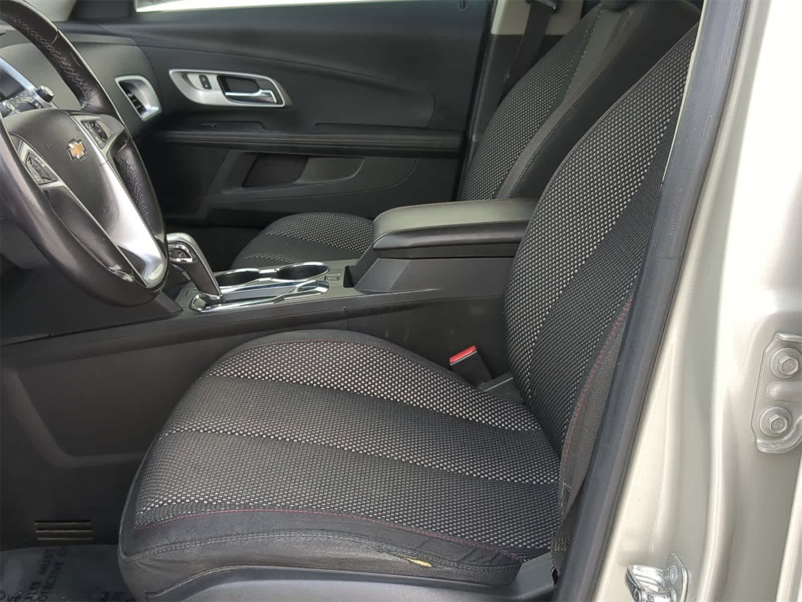 Thumbnail: 2013 Chevrolet Equinox - 23