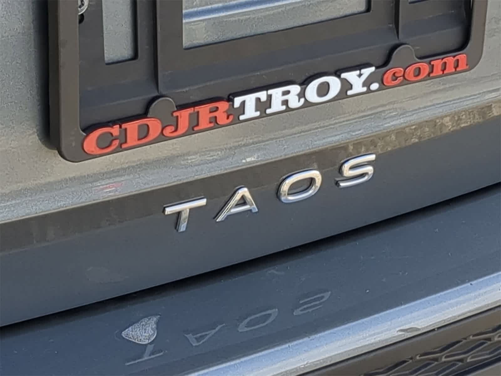 Thumbnail: 2022 Volkswagen Taos - 20