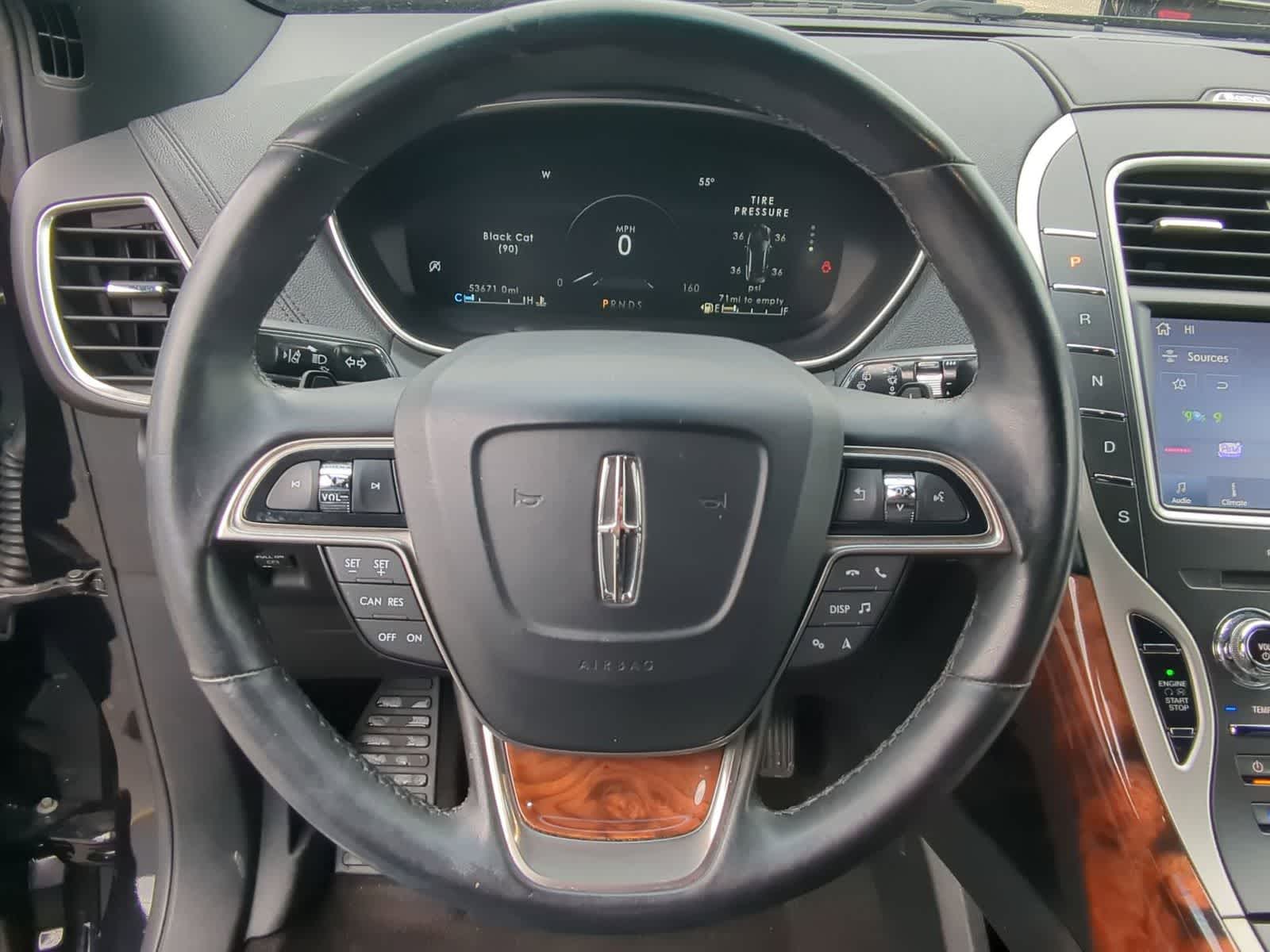 Thumbnail: 2020 Lincoln Nautilus - 22