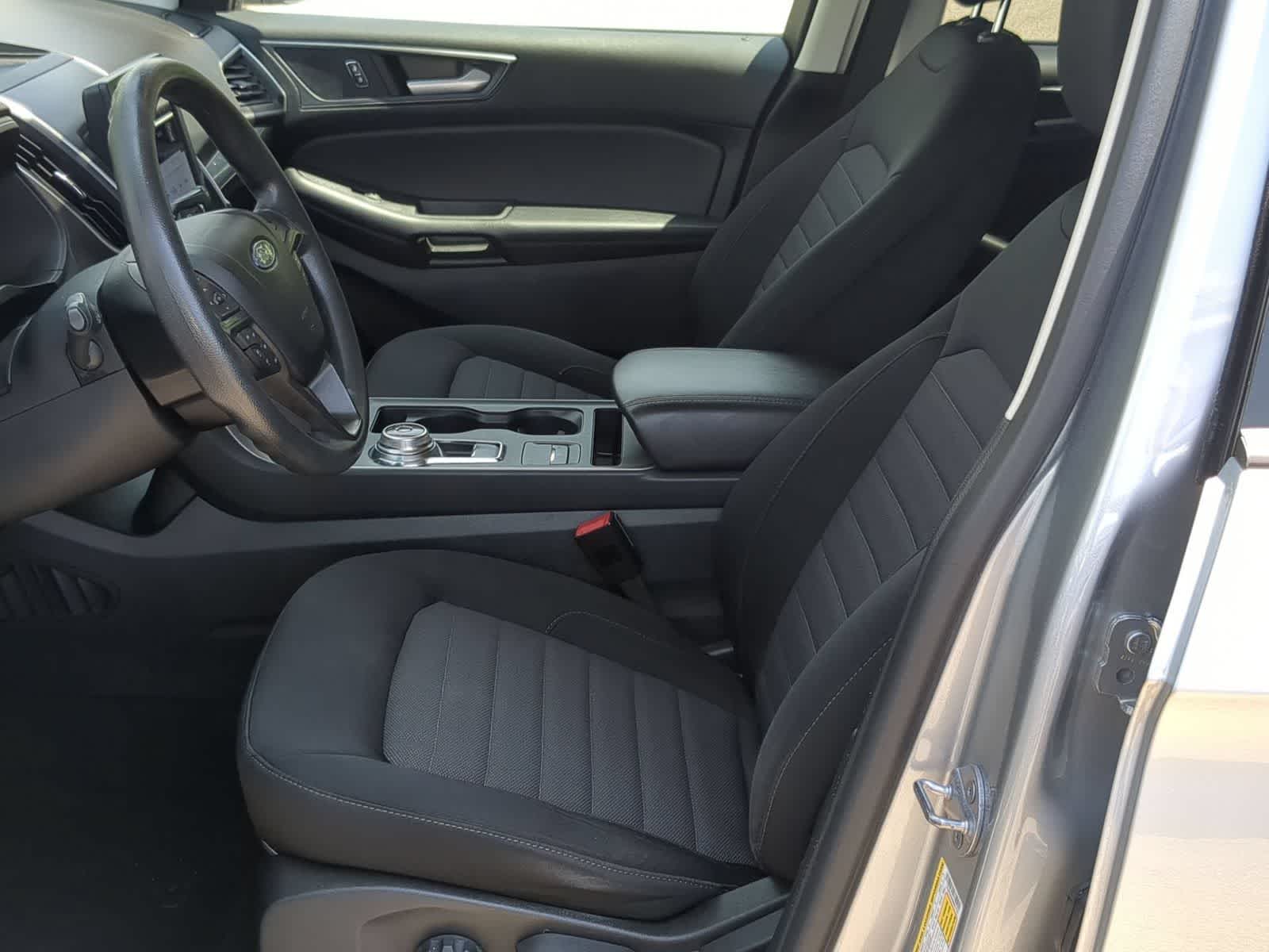 Thumbnail: 2022 Ford Edge - 16