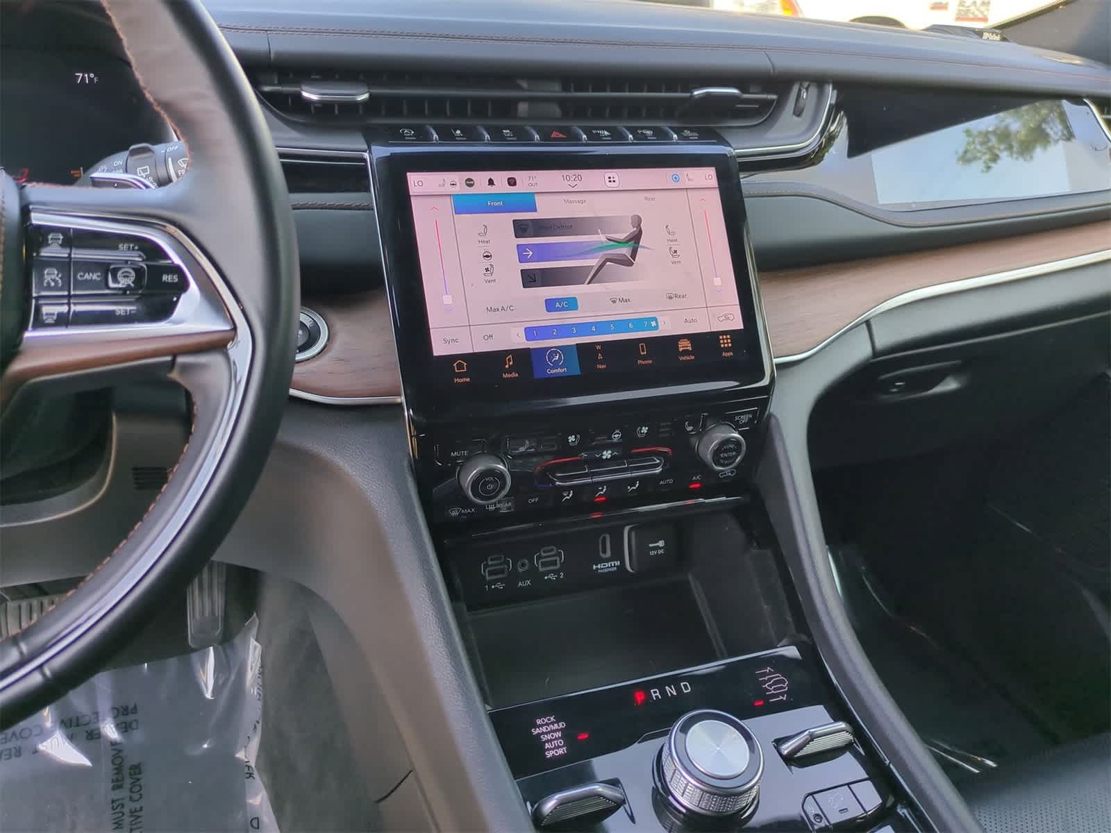 Thumbnail: 2022 Jeep Grand Cherokee - 26