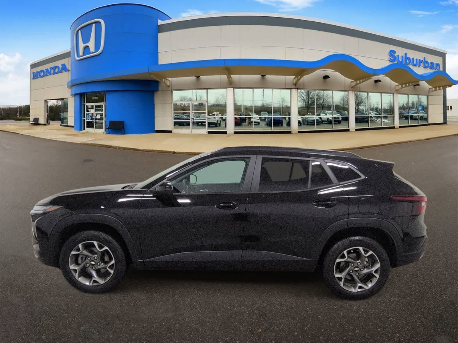 Thumbnail: 2025 Chevrolet Trax - 5