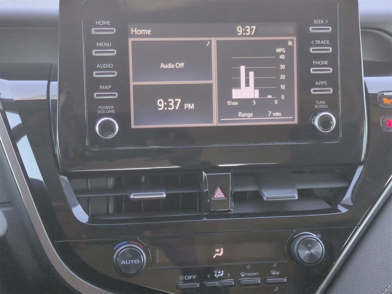 Thumbnail: 2021 Toyota Camry - 27