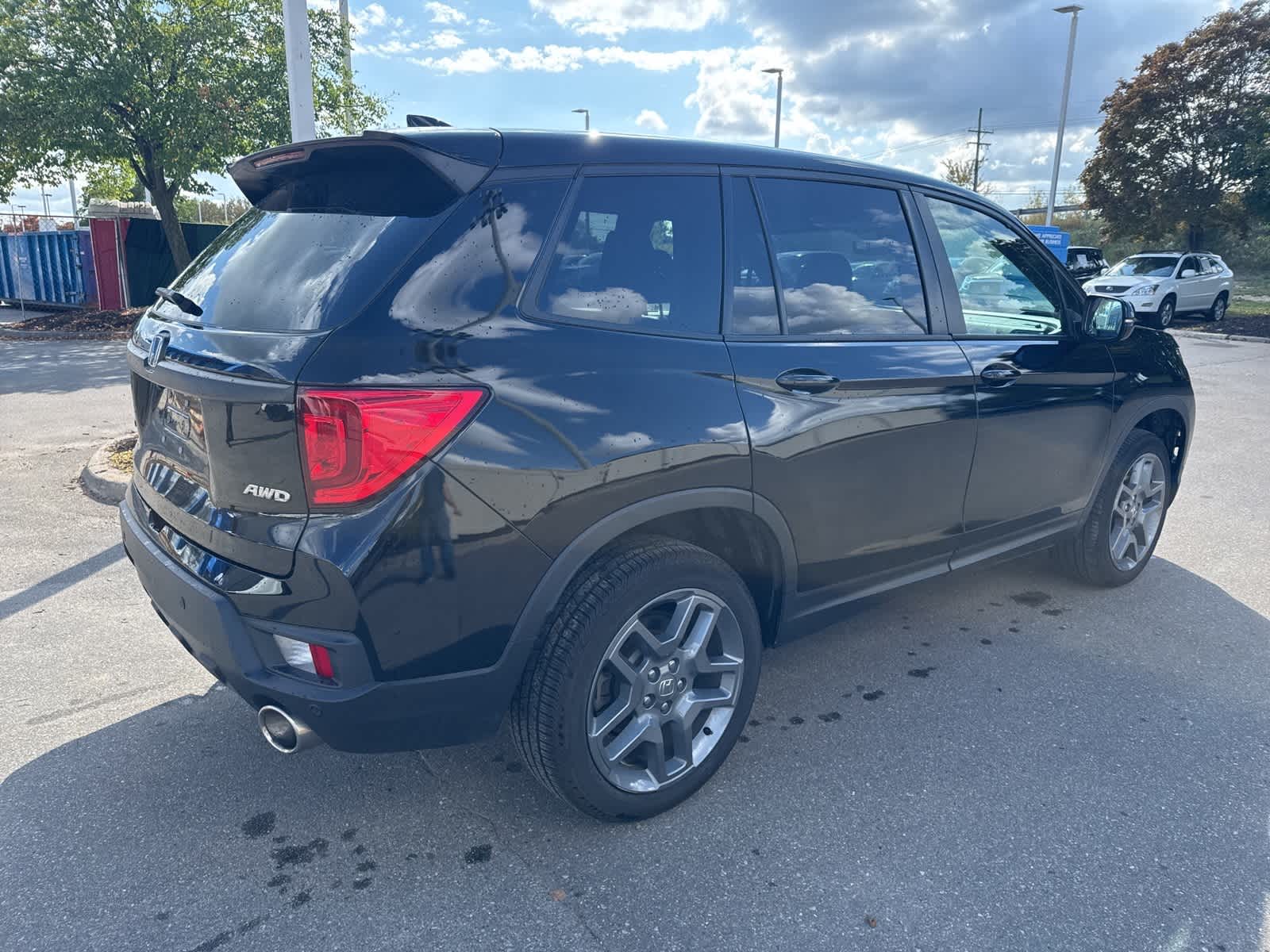 Thumbnail: 2023 Honda Passport - 3
