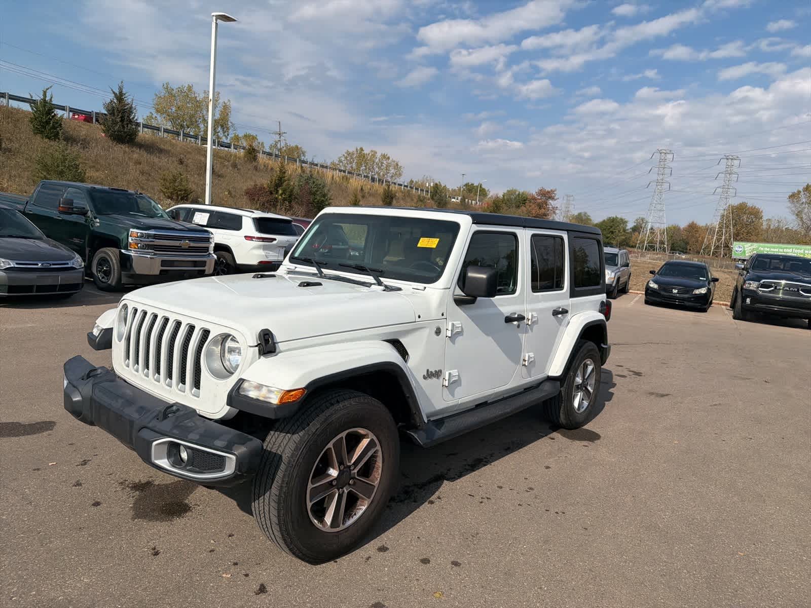 2020 Jeep Wrangler Unlimited Sahara photo 2