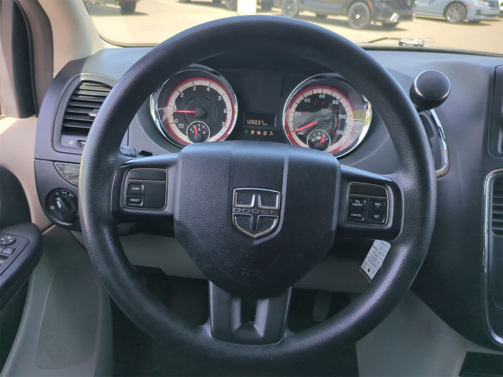 2014 Dodge Grand Caravan SE 22