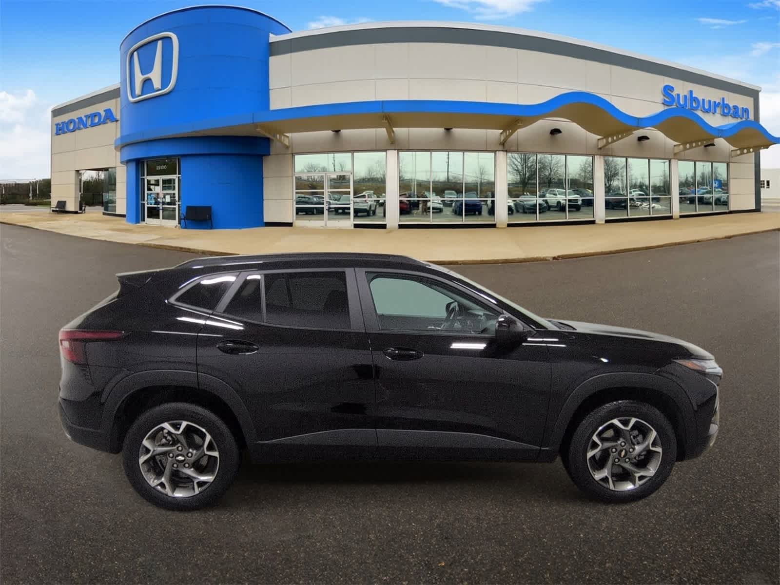 Thumbnail: 2025 Chevrolet Trax - 9