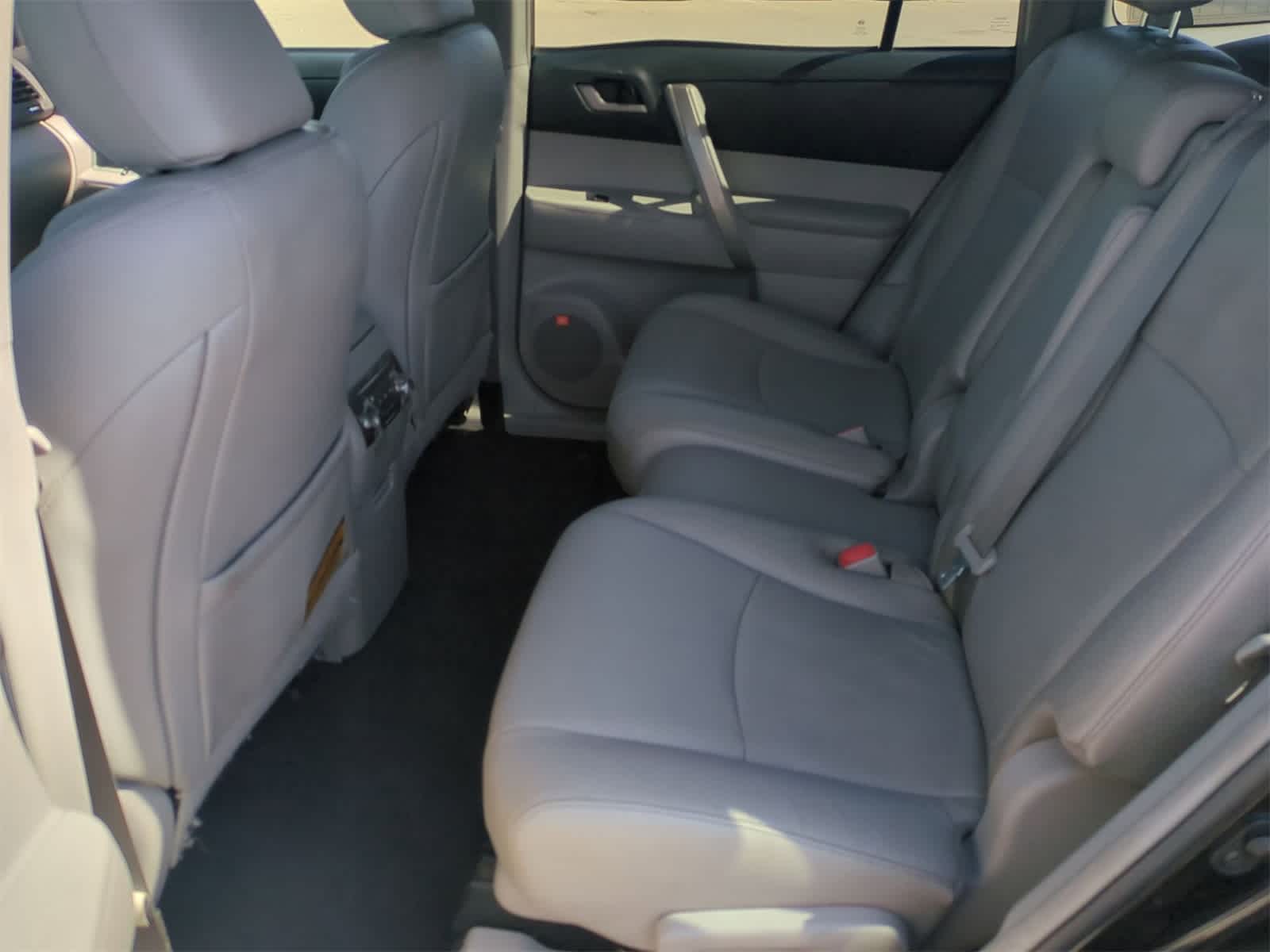 2012 Toyota Highlander SE 20